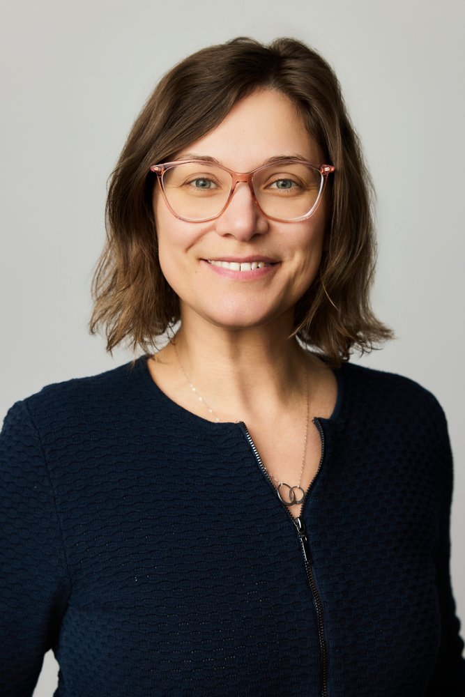 Maria Agnes Mayer 氏